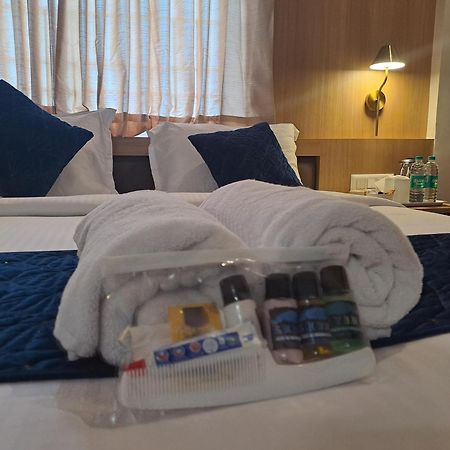 Sky Inn Mysore Extérieur photo