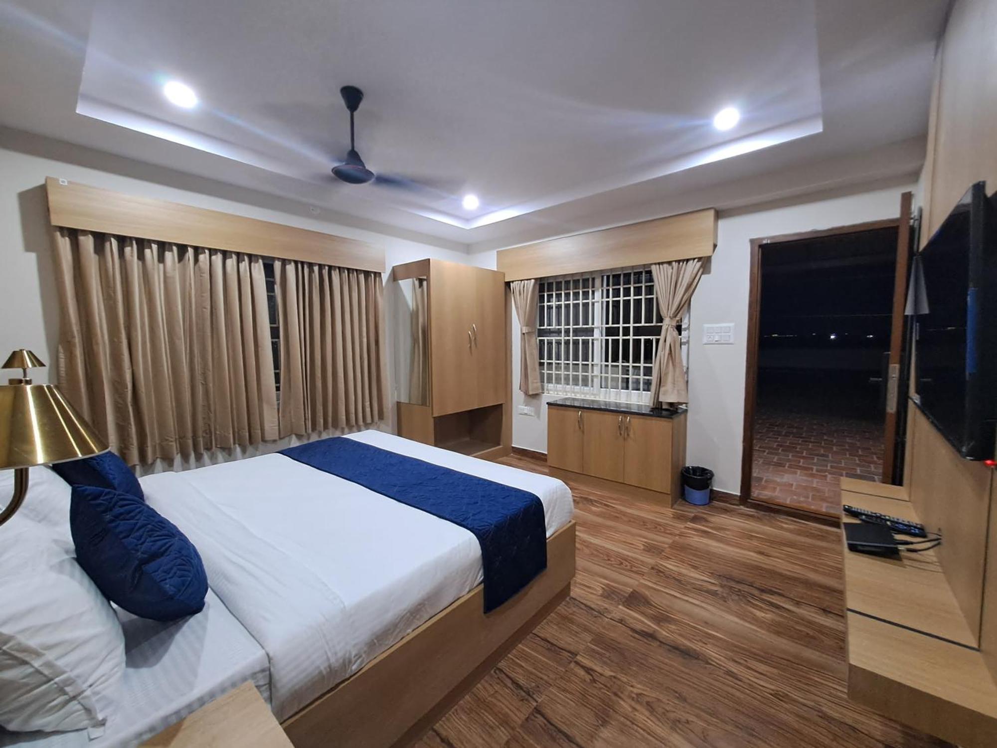 Sky Inn Mysore Extérieur photo